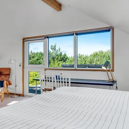 Lovely With Wood-burning Stove, Close To The North Sea In Klitmoller Nyaraló *