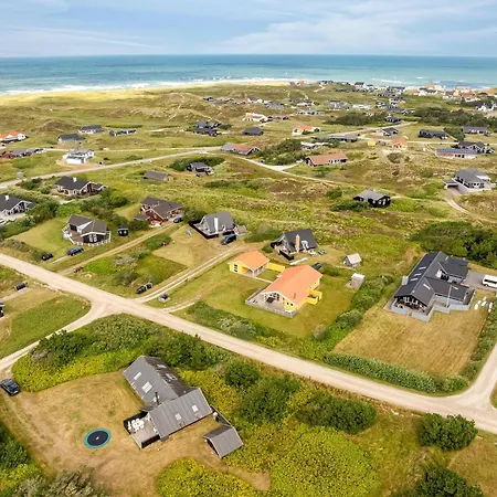 Lovely With Wood-burning Stove, Close To The North Sea In Klitmoller Torsted