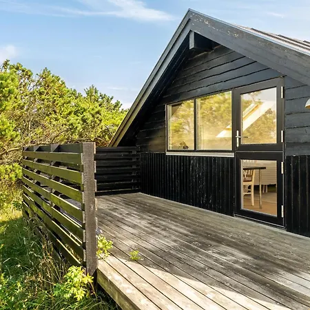 Lovely With Wood-burning Stove, Close To The North Sea In Klitmoller *